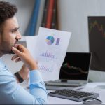 Wat is kwantitatieve verruiming (QE) en hoe stimuleert dit de economie?